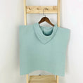 Load image into Gallery viewer, Green Waffle Poncho - Pepper Tree Kids - Pepper Tree Kids