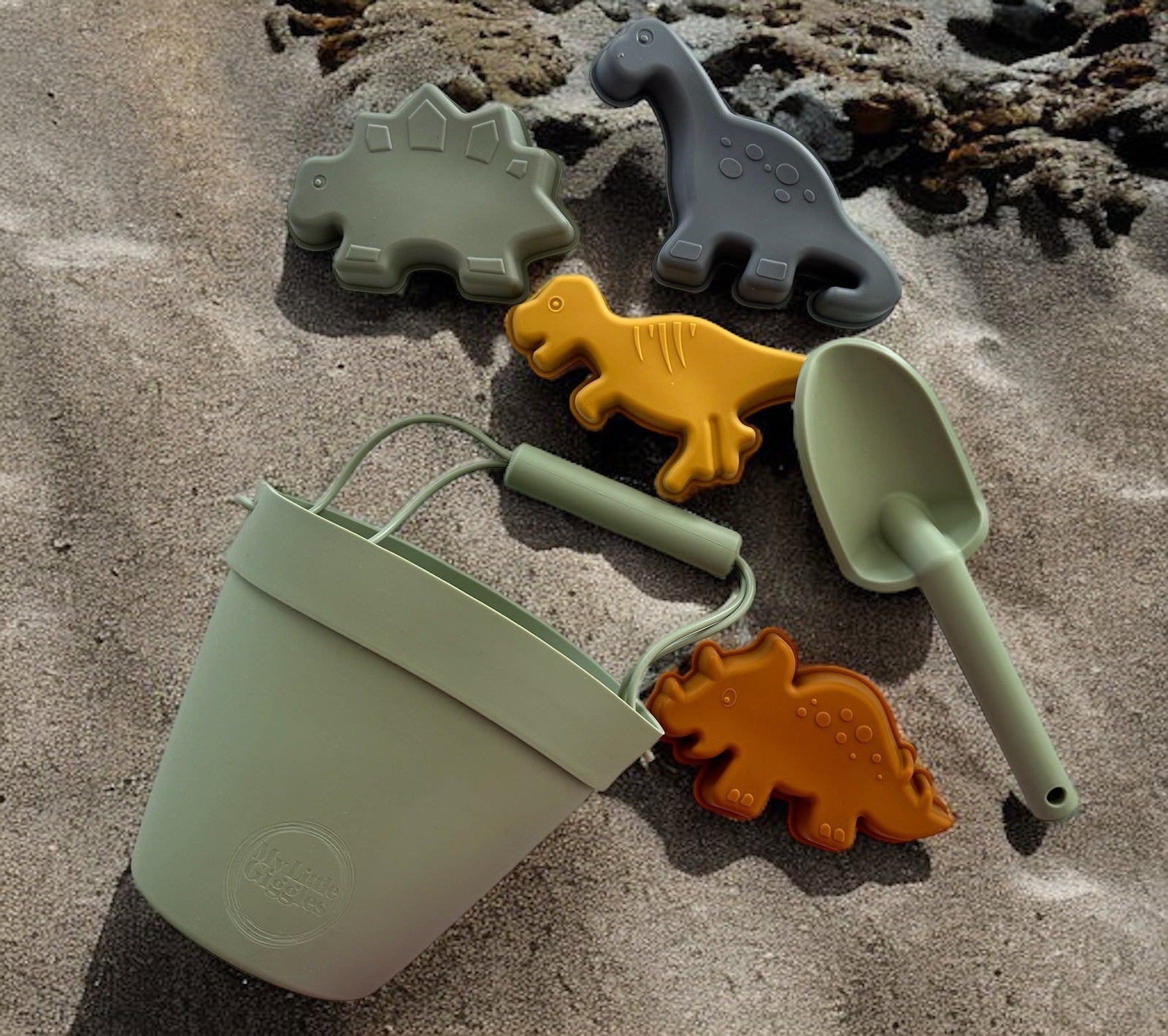 Dinosaur Beach Bucket Set - My Little Giggles - Pepper Tree Kids